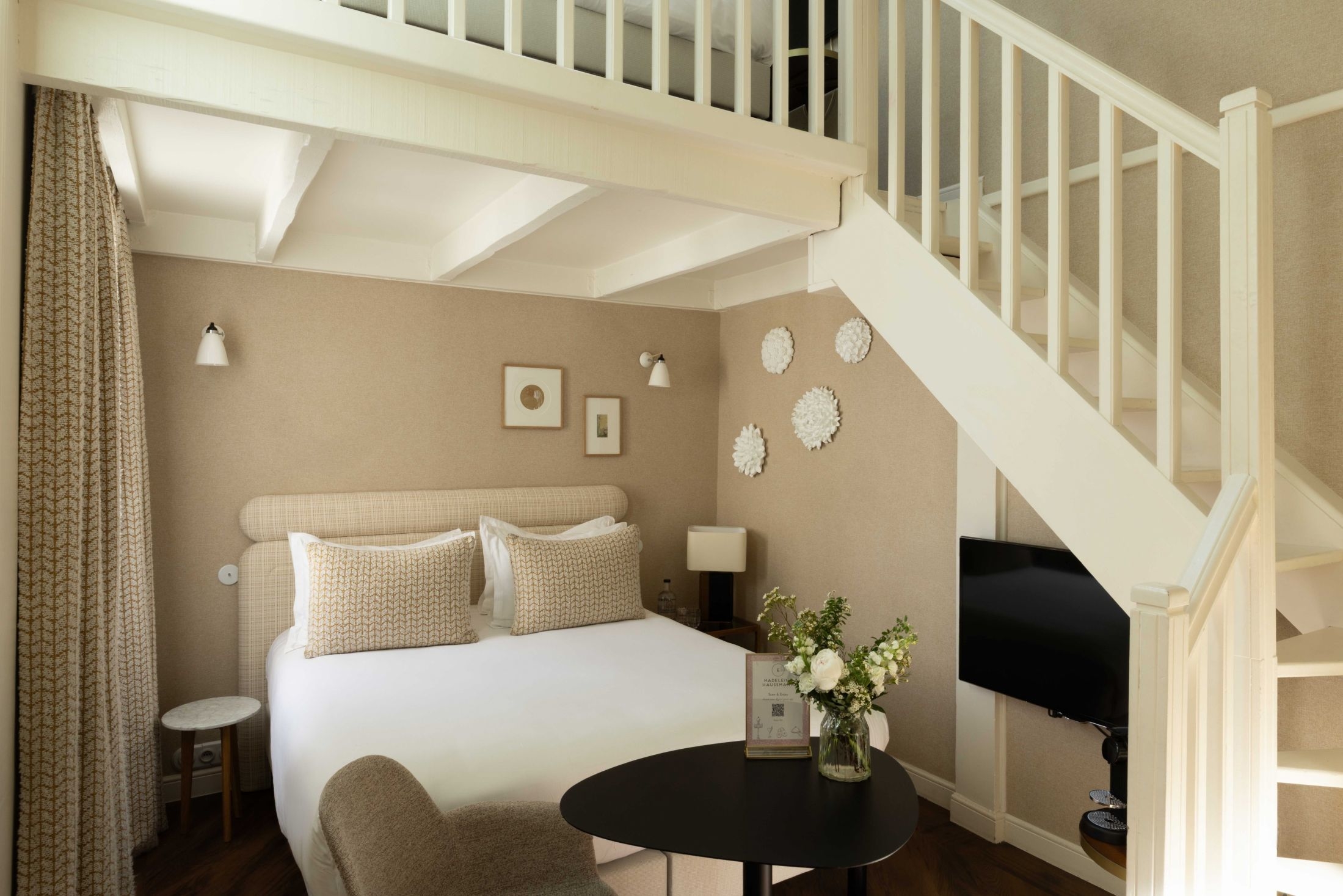hotel madeleine haussmann 75008 duplex chambre paris 